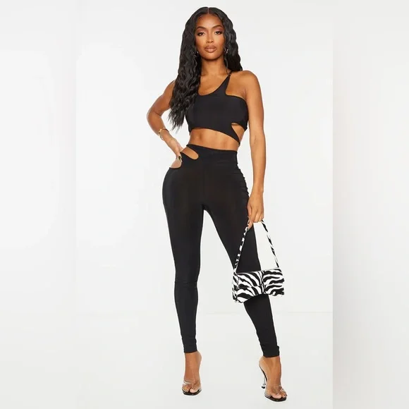 PrettyLittleThing Black Cut-Out Leggings - Picture 4 of 8